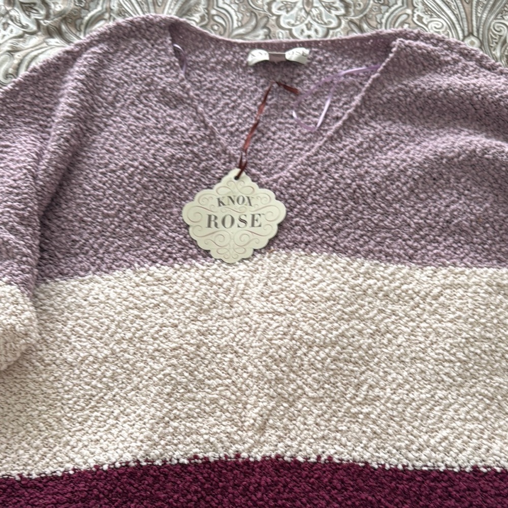 Knox Rose Purple and Cream V-Neck Sweater Cozy Knit